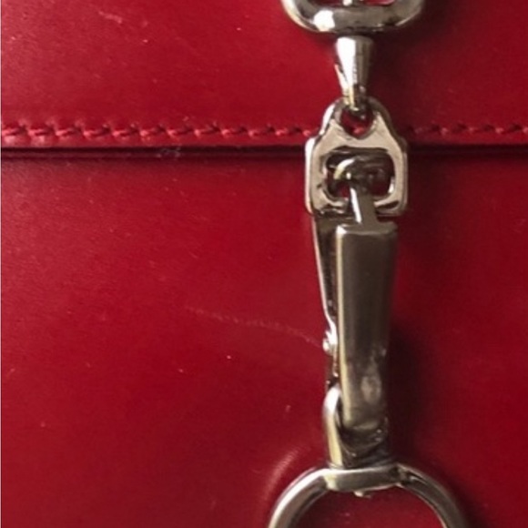 Authentic Prada slim shoulder bag in red. - Picture 10 of 13